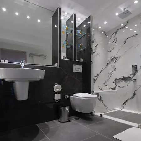 公寓式酒店 The Farrys Boutique Hotel 博德鲁姆